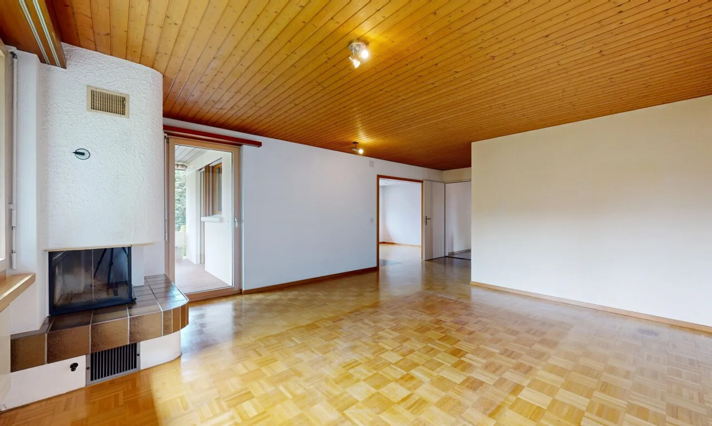 Geräumiges Familienhaus mit Flexibilität - Foto 2 von 11