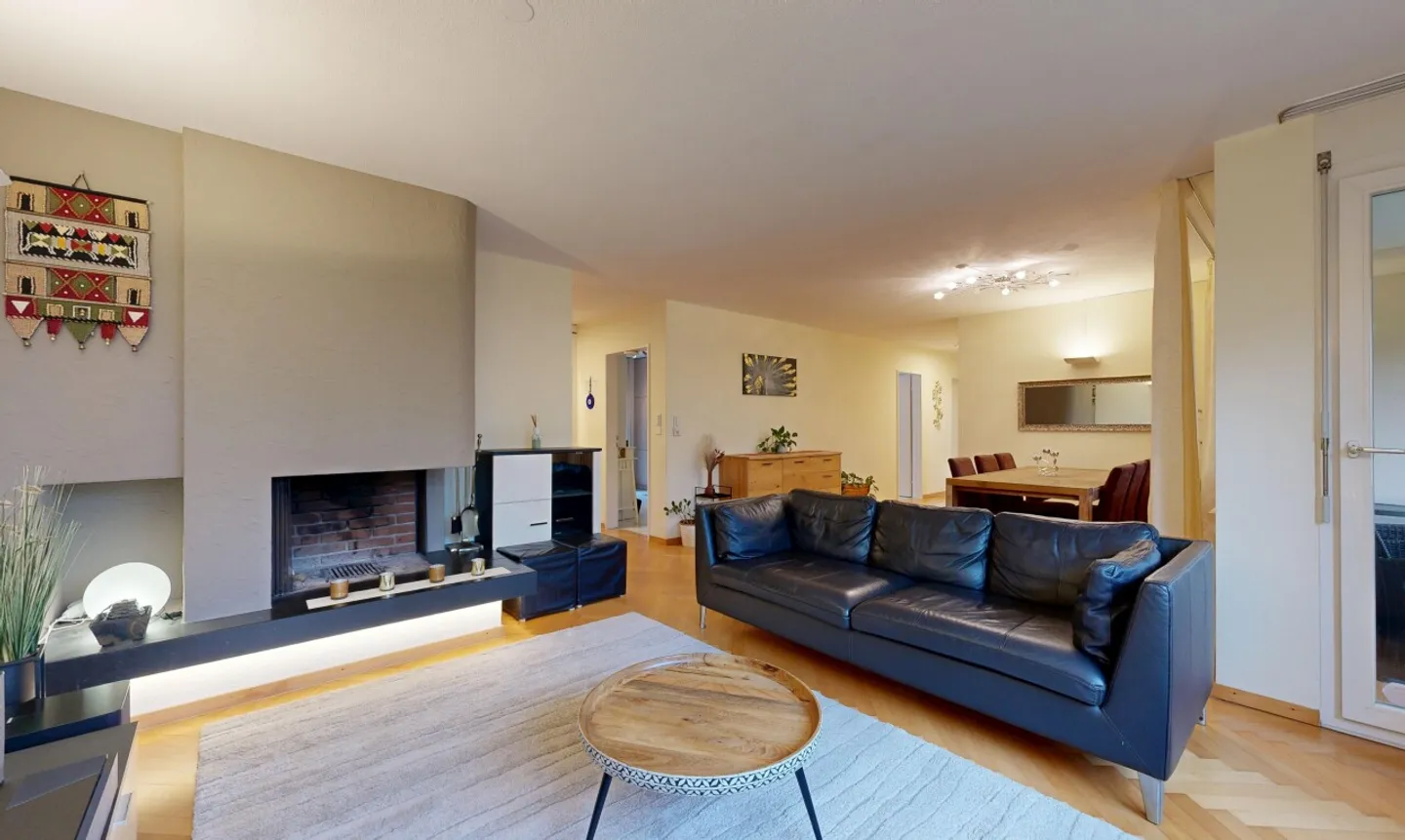Appartement de jardin avec un potentiel énorme sur la Côte d'Or de Zurich - Photo 3 sur 11