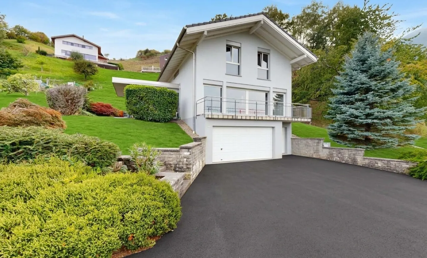 Casa familiare a Choëx - vista sulle montagne - Foto 1 di 11