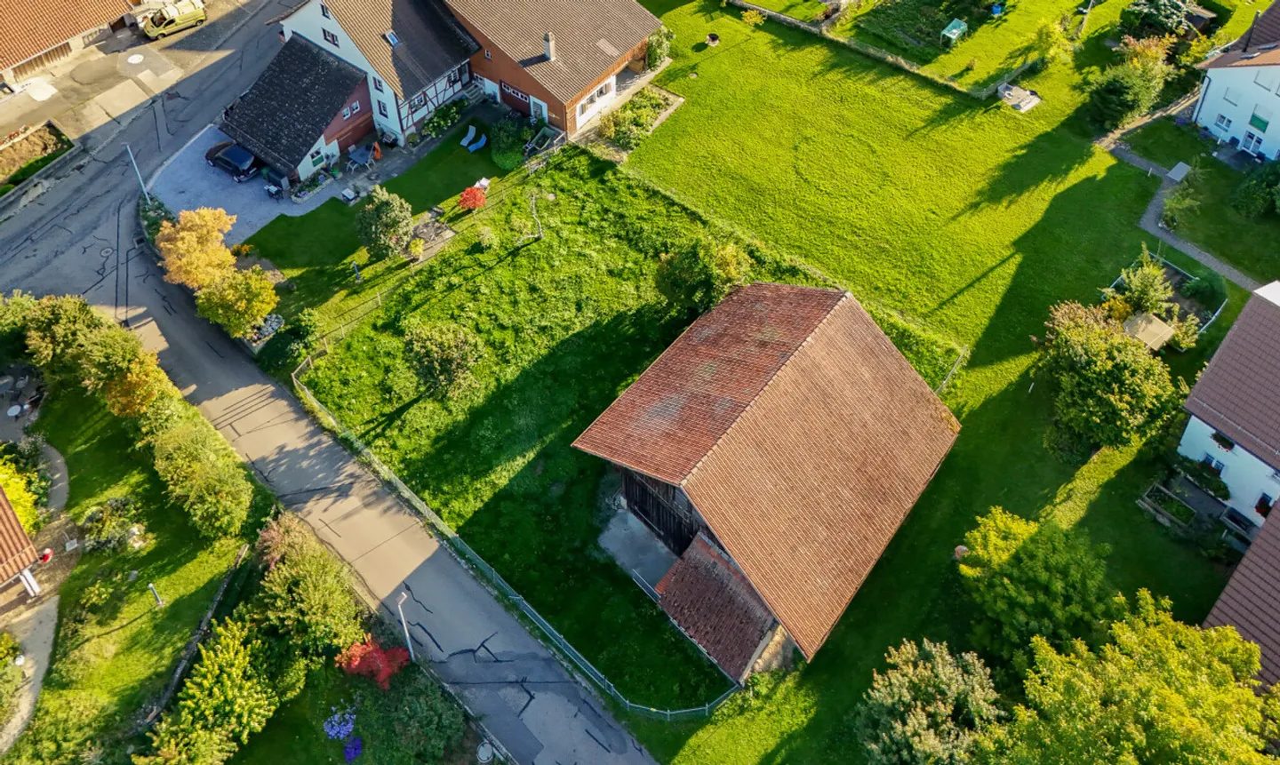 Terreno edificabile soleggiato in posizione tranquilla a Buch am Irchel - Foto 2 di 11
