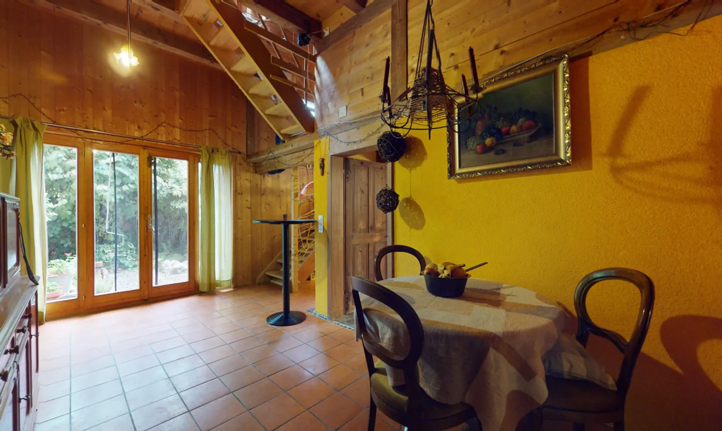 Ampia casa unifamiliare di 10 stanze a Safern! - Foto 10 di 13