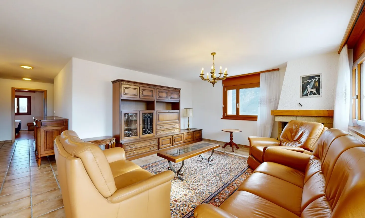 Exclusif: Lumineux appartement traversant de 3 chambres - Foto 3 di 11