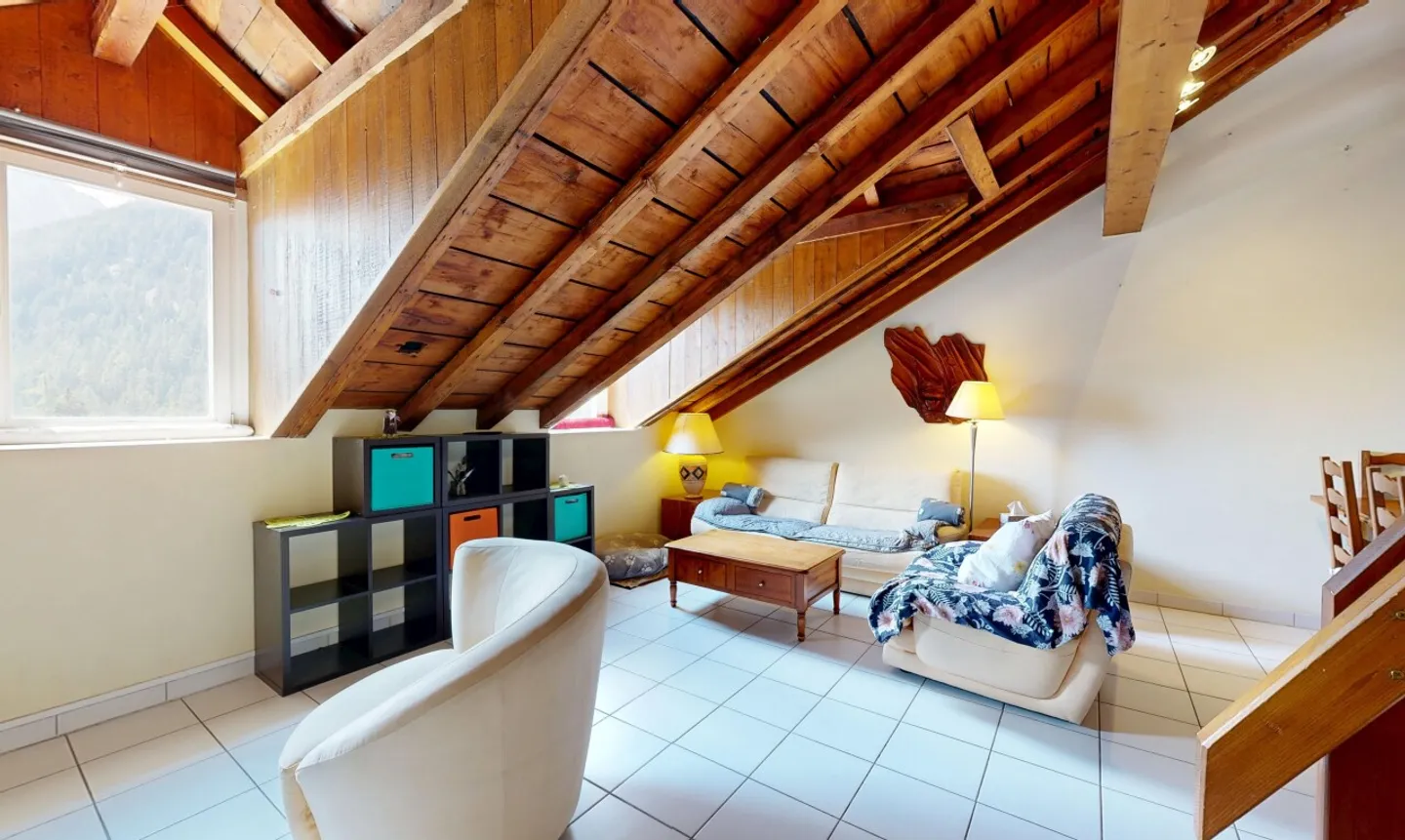 Exclusif: Appartement en attique avec mezzanine - Foto 5 von 11