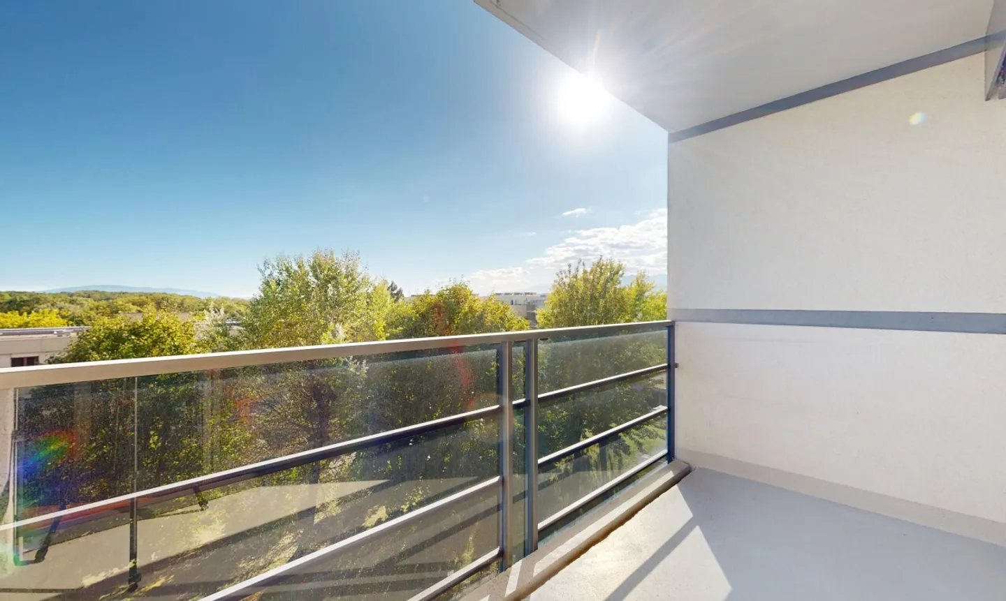 Un elegante attico familiare con rooftop panoramico - Foto 5 di 11