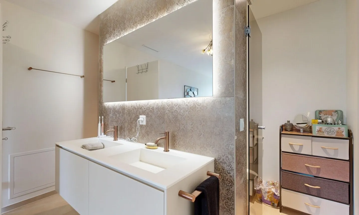 Elegant 3.5-room garden apartment on two floors - Photo 8 of 11