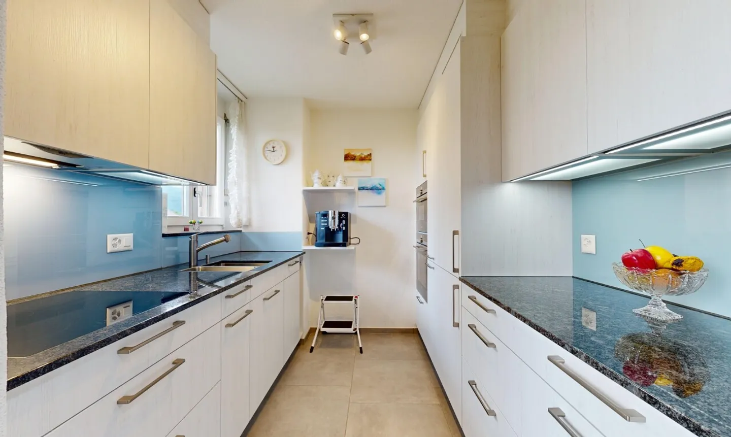 3.5 Room Maisonette with Additional Gallery, Balconies and Panoramic View - Photo 4 of 11
