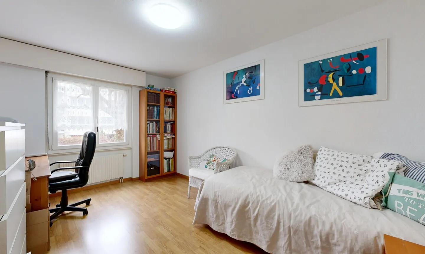 Two homes in one: family comfort and rental yield - Photo 5 of 11