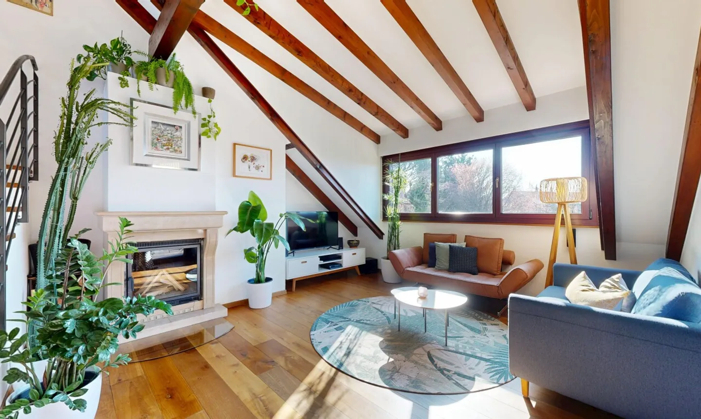 Schöner Duplex mit 4,5 Zimmern in absoluter Ruhe in Renens - Foto 1 von 11