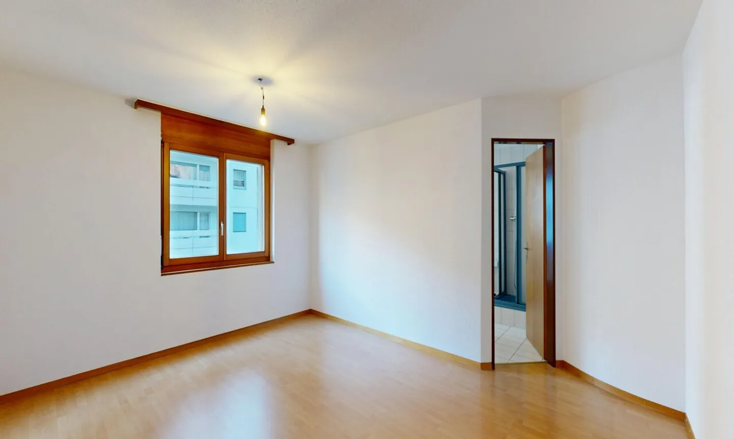 Ampio appartamento duplex di 5 stanze con vista sulle montagne – Ideale per famiglie - Foto 10 di 11