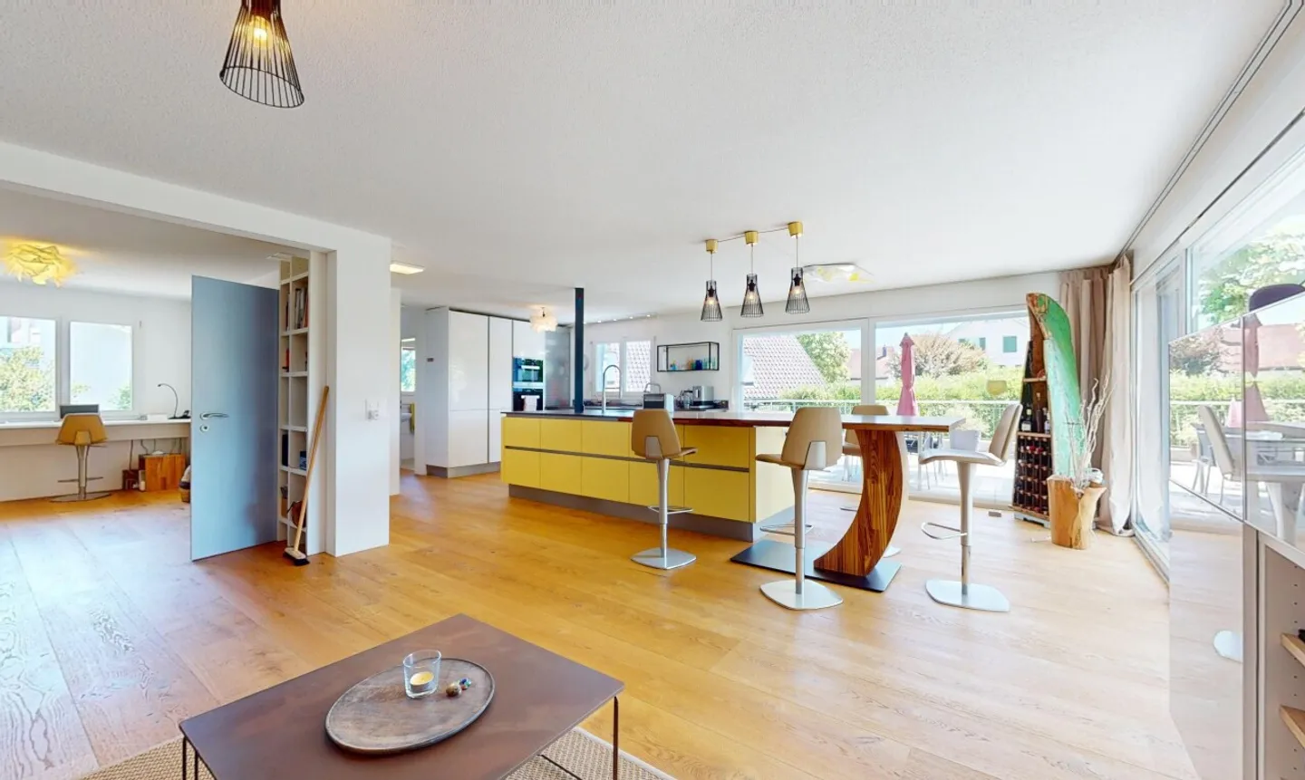 Maison familiale spacieuse à Hombrechtikon - Photo 3 sur 13