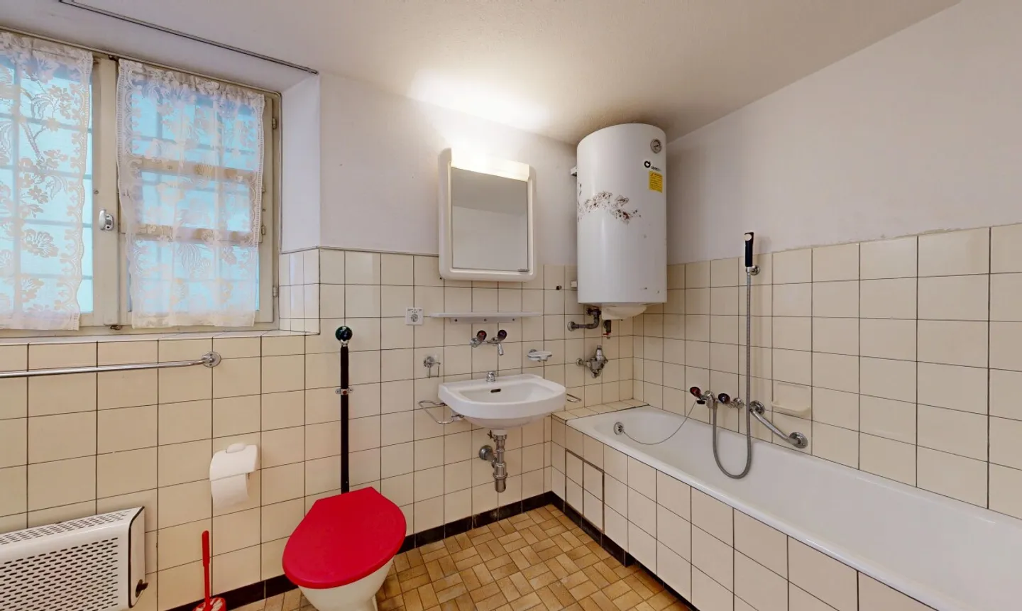 Edificio storico in posizione centrale per uso individuale - Foto 7 di 11