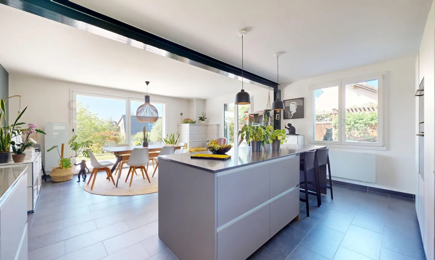 Belle villa familiale de 6.5 pièces rénovée avec soin - Photo 1 of 11