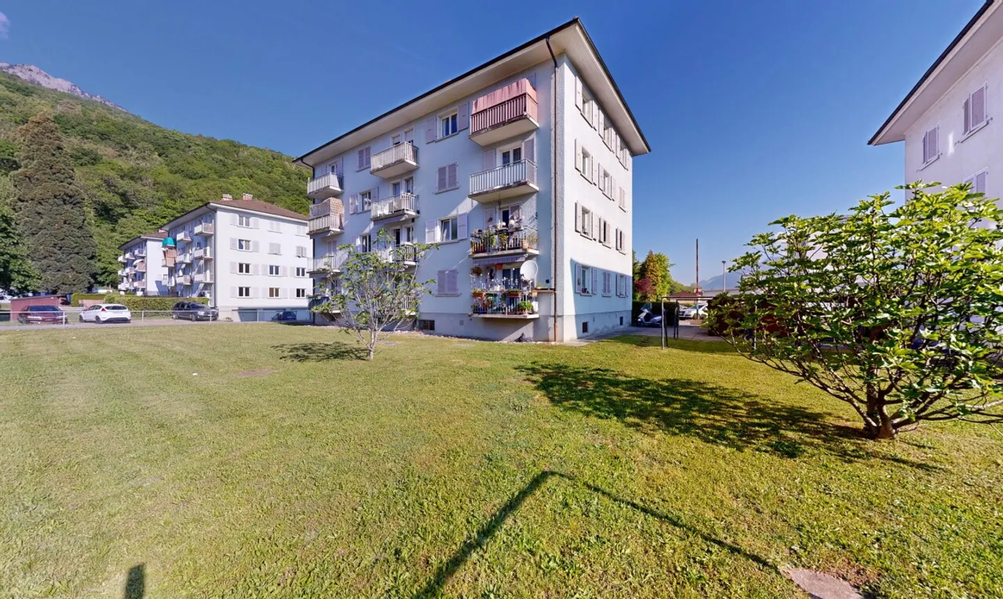Monthey - 4.5 rooms with unobstructed view - ideal for investors - Photo 1 of 11