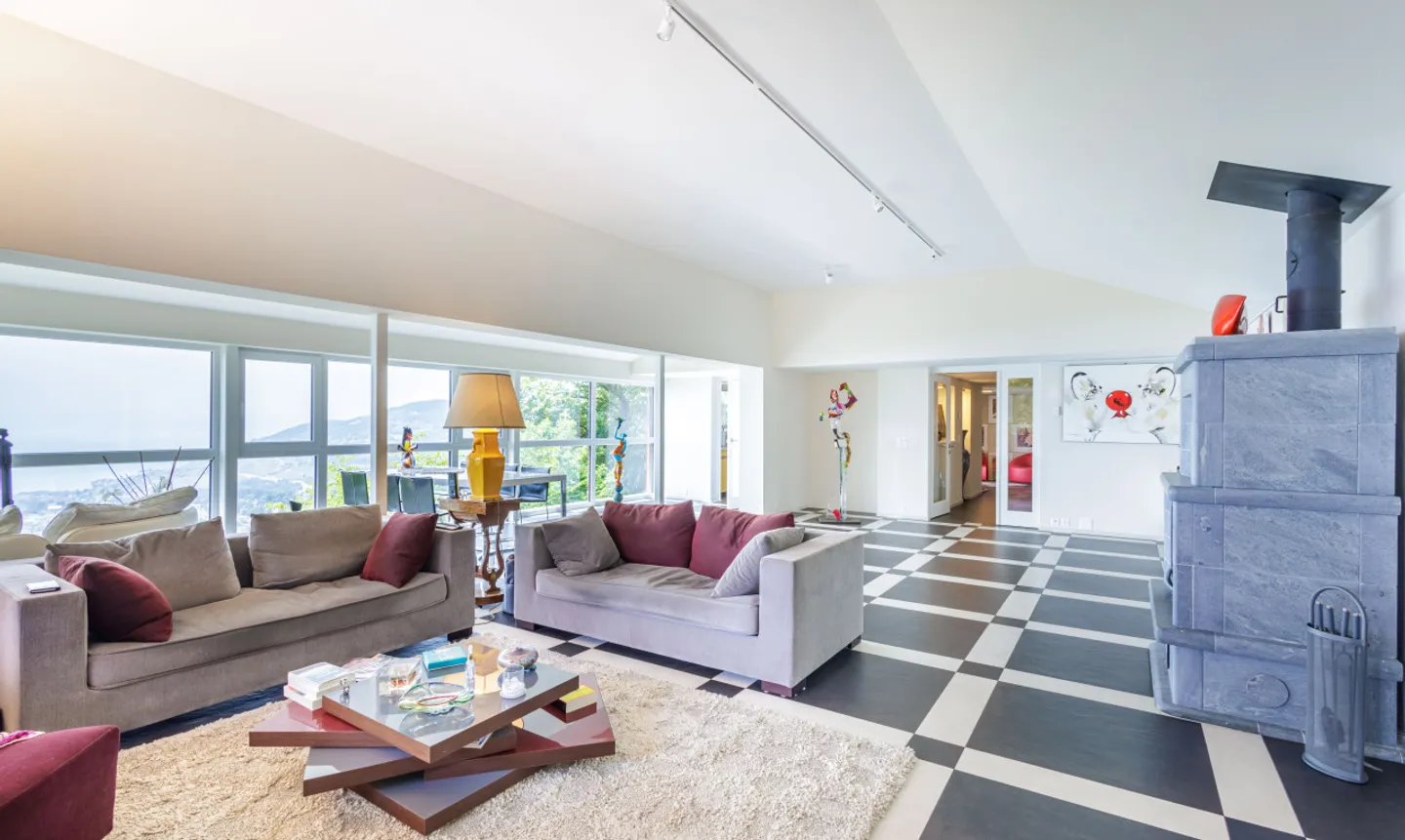 Villa Exceptionnelle avec Vue sur le Lac - Photo 7 sur 13