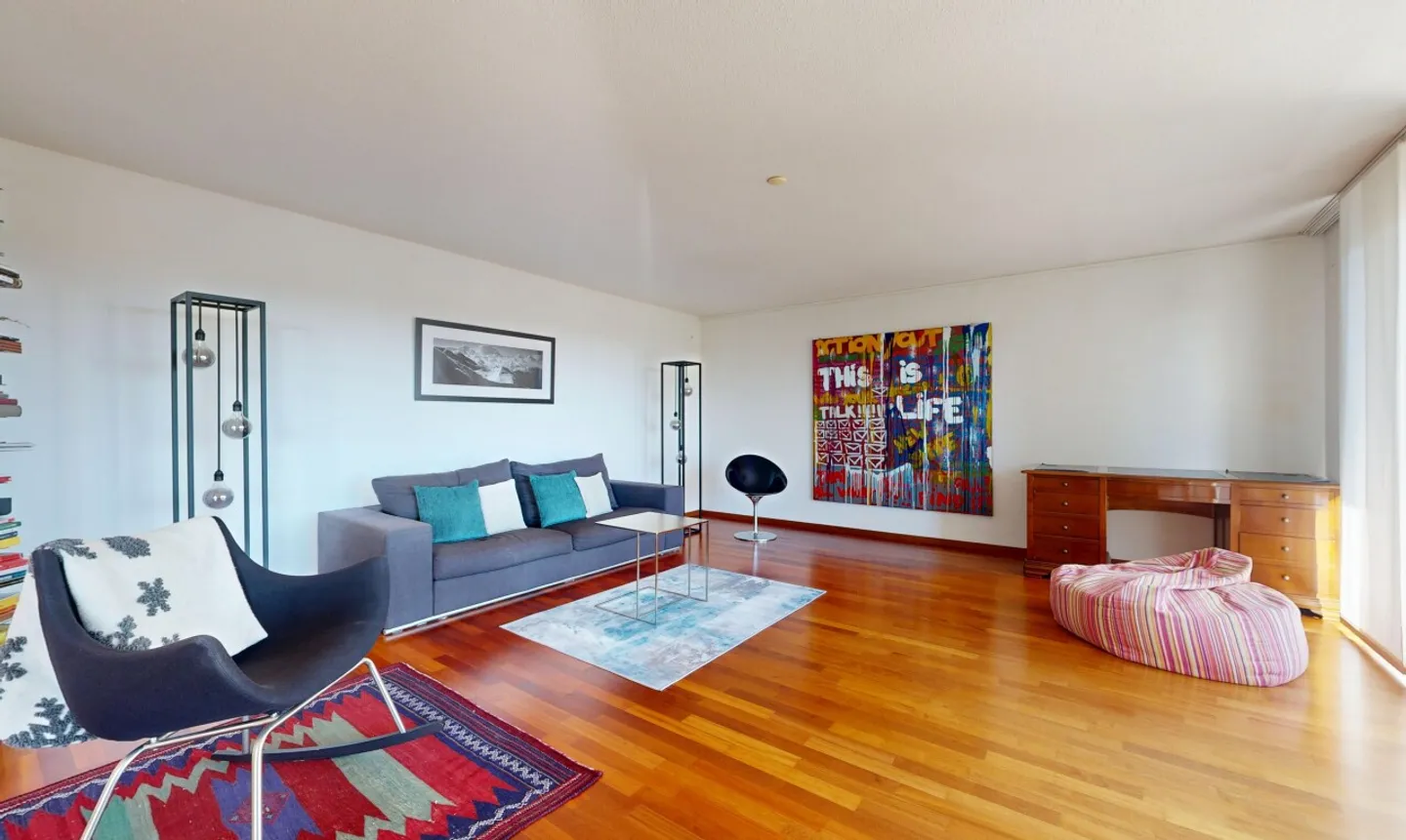 Un elegante attico familiare con rooftop panoramico - Foto 2 di 11