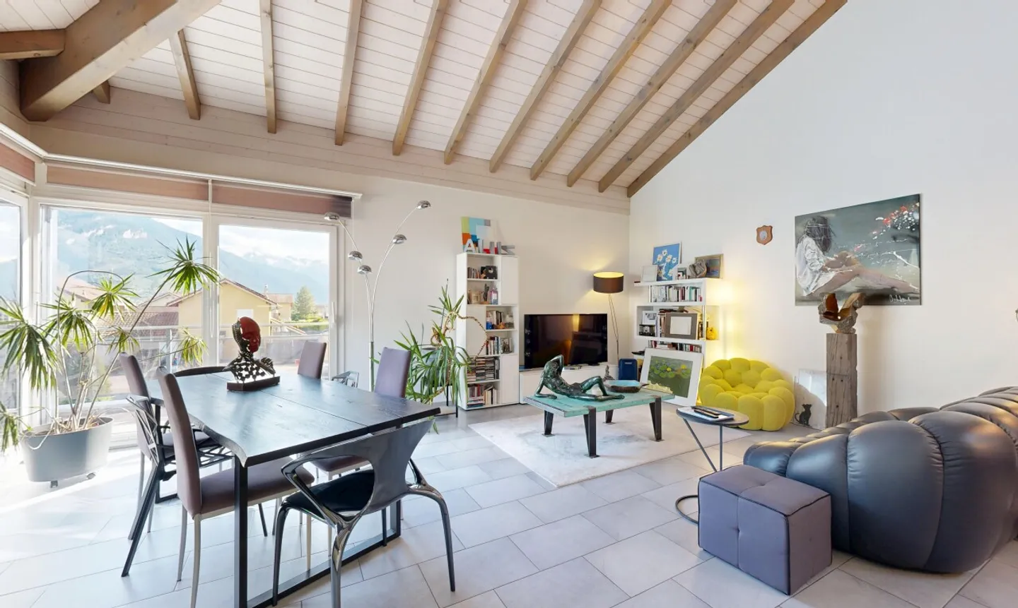 Appartement spacieux avec terrasse - Photo 5 sur 11