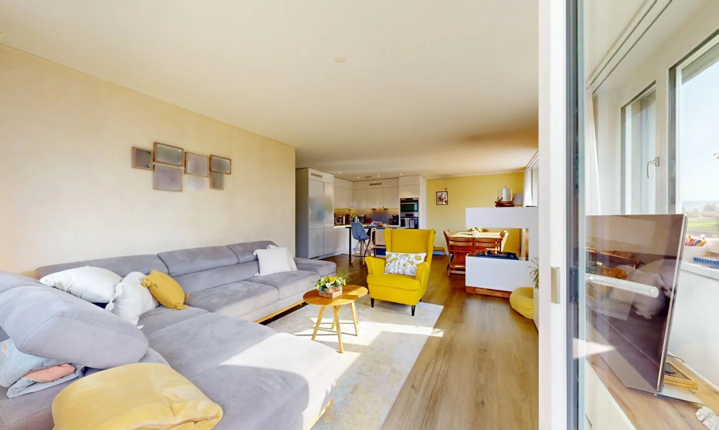 Appartement moderne de 4.5 pièces - Photo 3 sur 11