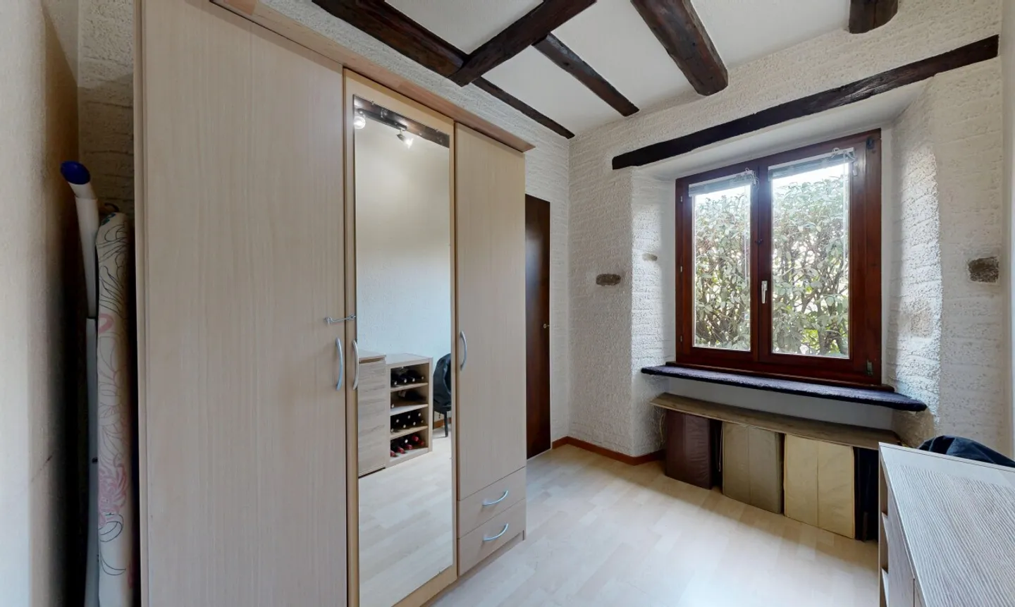 Appartement lumineux 4.5 pièces avec jardin – Quartier calme - Foto 4 von 11