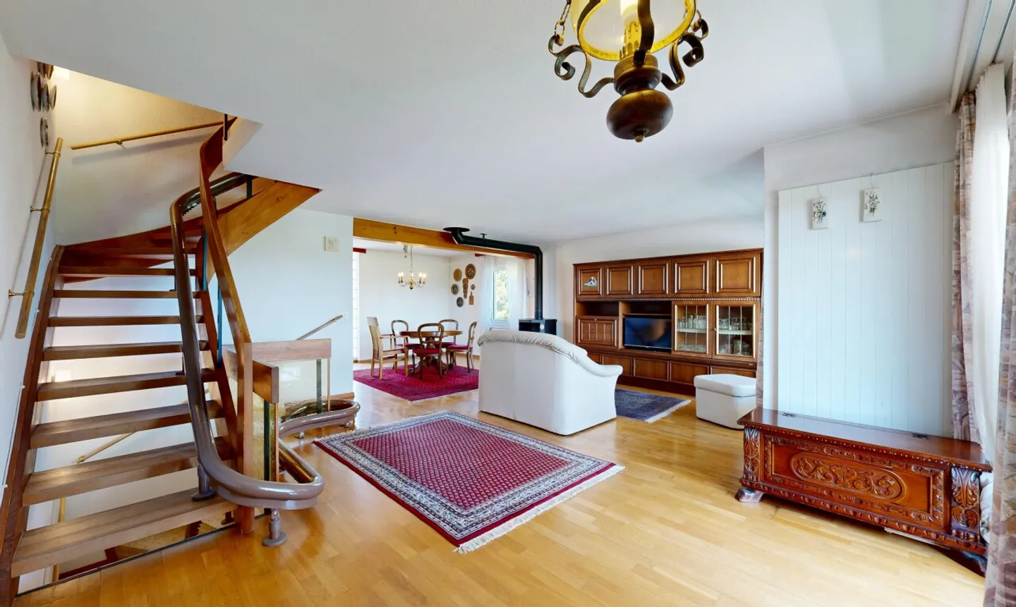 Semi-Detached House in Jegenstorf: 4.5 Rooms over 3 Floors - Photo 7 of 11