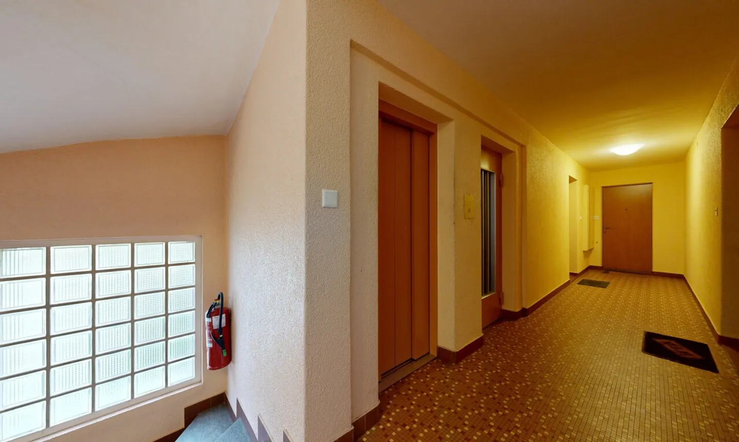 Bright commercial space in the heart of Martigny - Photo 7 of 11