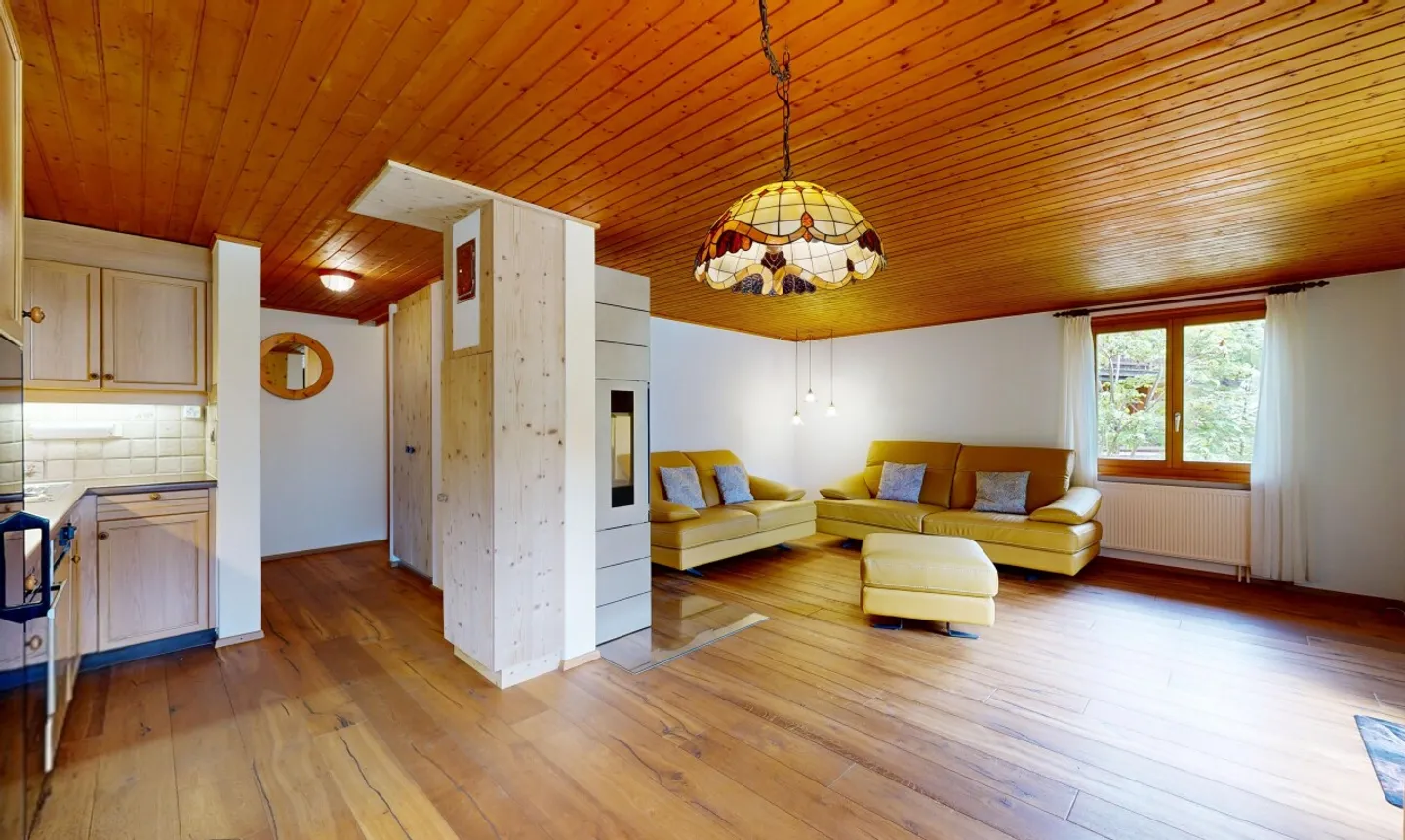 Rare opportunity renovated 3.5 apartment - Photo 1 of 13
