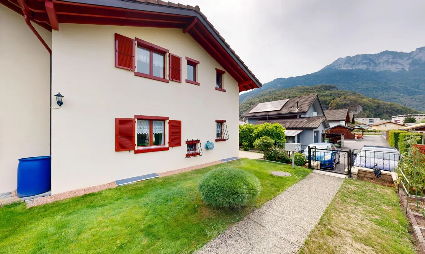 Maison Charmante avec Jardin - Photo 1 sur 11
