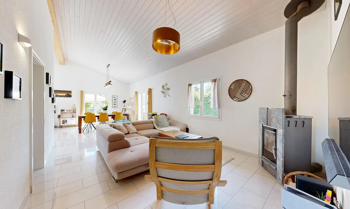 Single-storey house with garden: your haven of peace in Vouvry - Photo 5 of 11