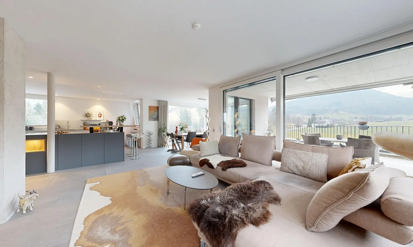 Appartamento Attico Moderno con Grande Terrazza Sud - Foto 1 di 13