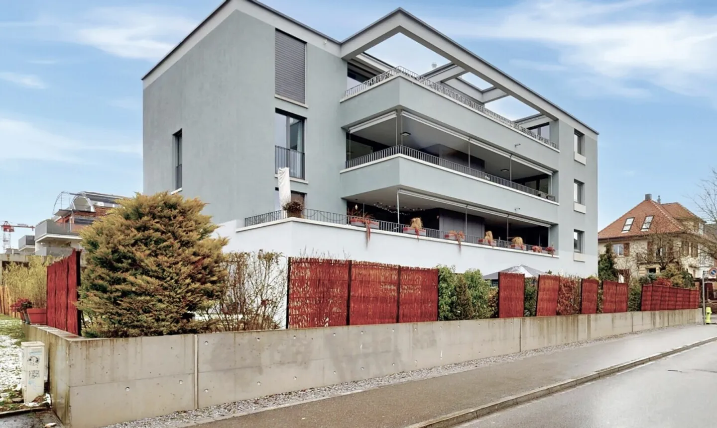 Hochwertige 4.5-Zimmerwohnung mit Wintergarten - Photo 1 sur 11