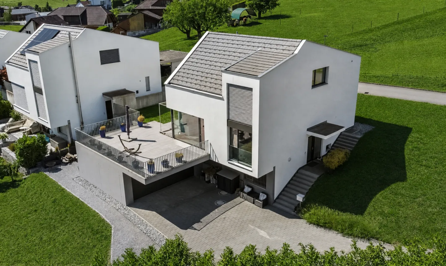 Modernes Zuhause mit unverbaubarer Weitsicht und viel Wohnkomfort - Foto 2 von 11