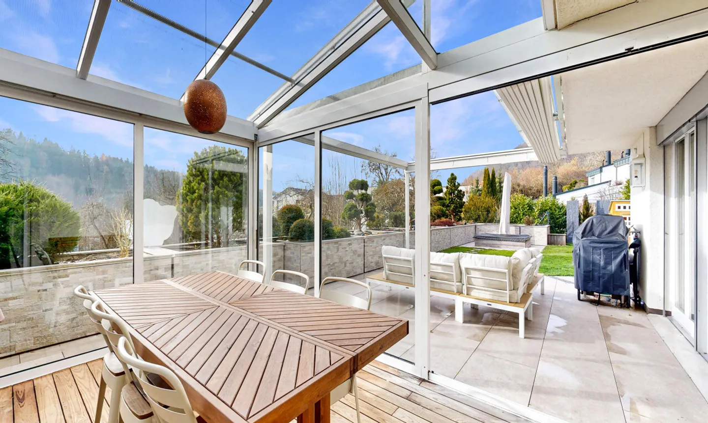 Appartement de jardin 5.5 pièces avec grand jardin privé et salle de loisirs - Photo 4 sur 11