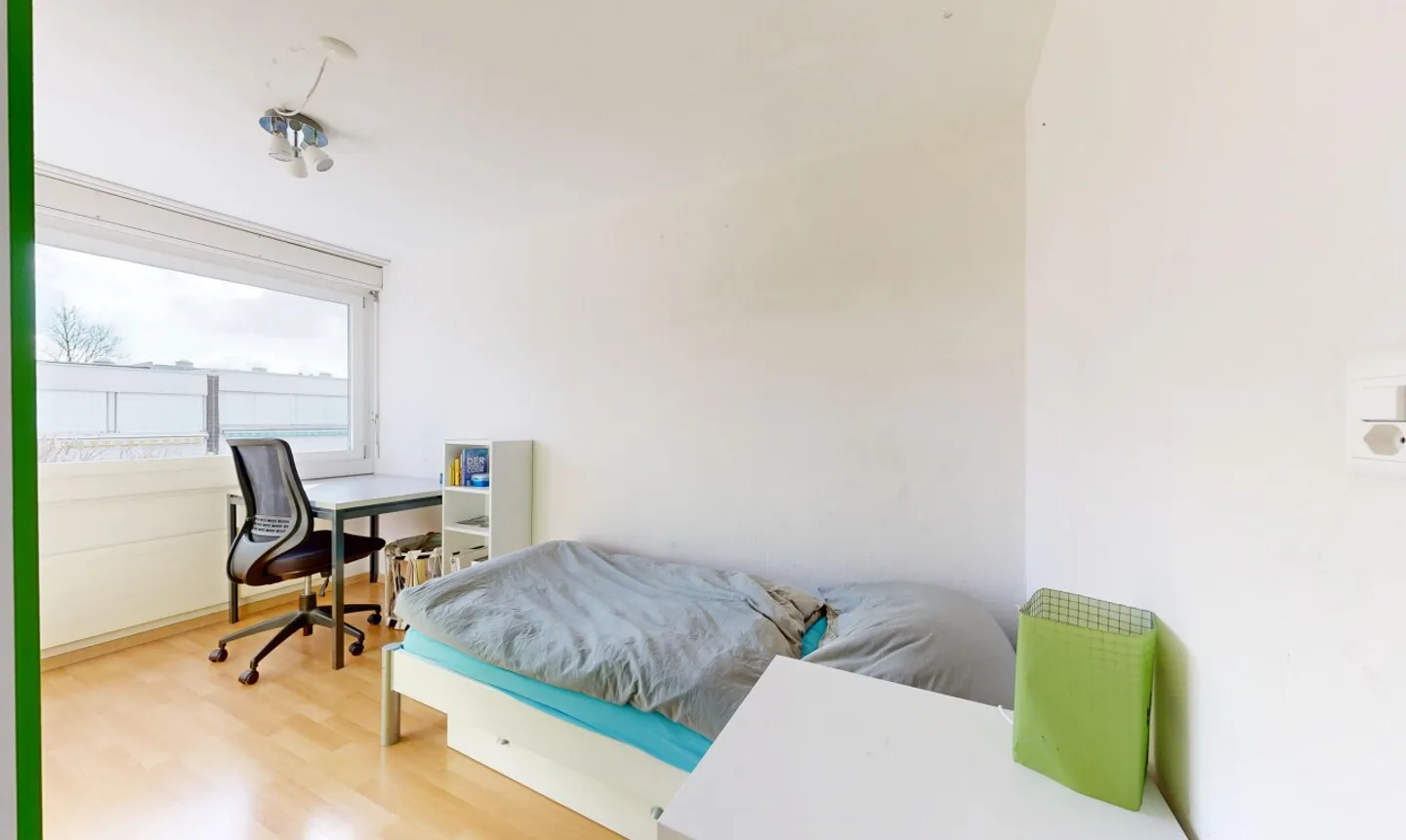 Maison de ville attrayante de 5,5 pièces avec jardin facile d'entretien - Photo 10 sur 11