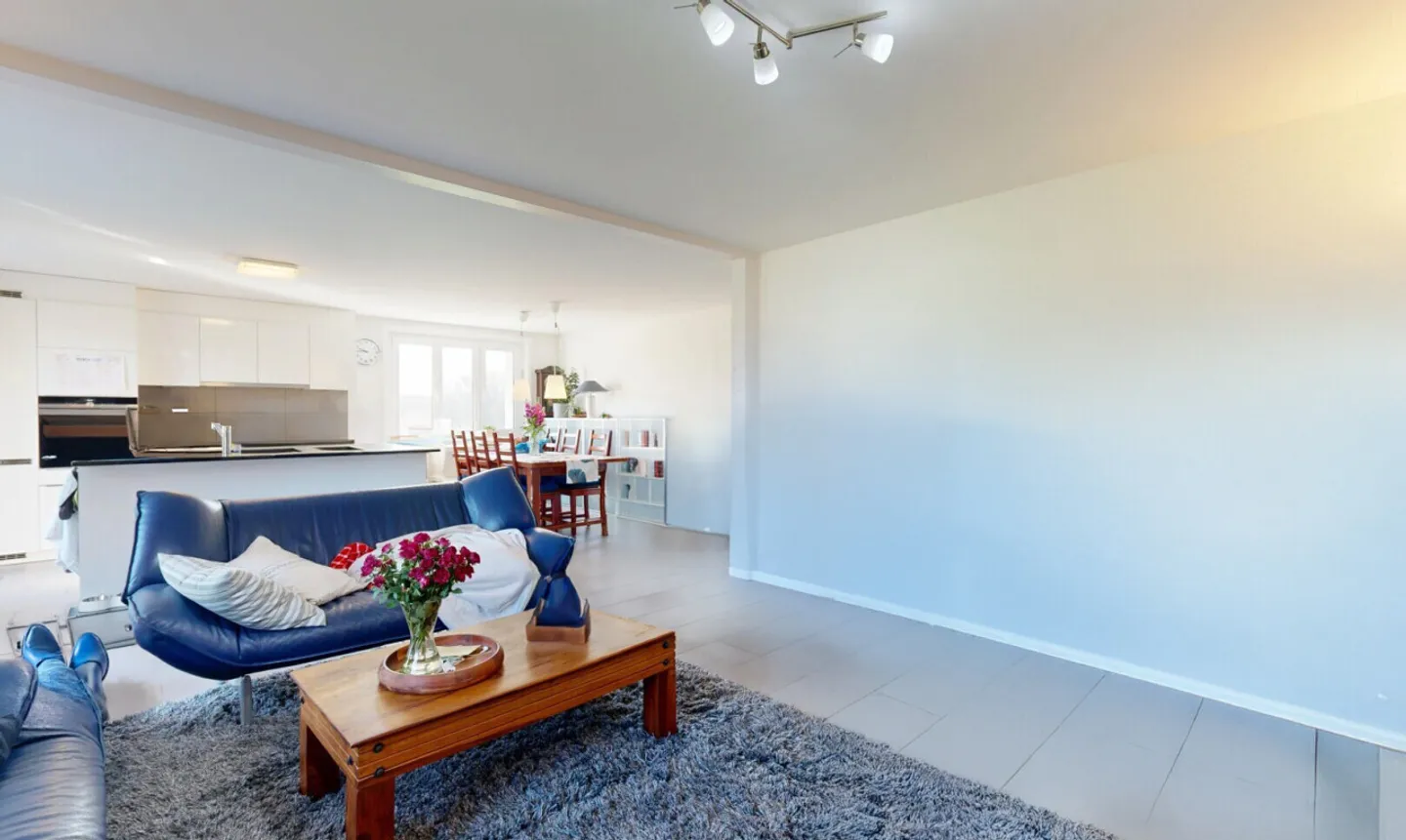 Casa a schiera ristrutturata con giardino privato - Foto 1 di 12