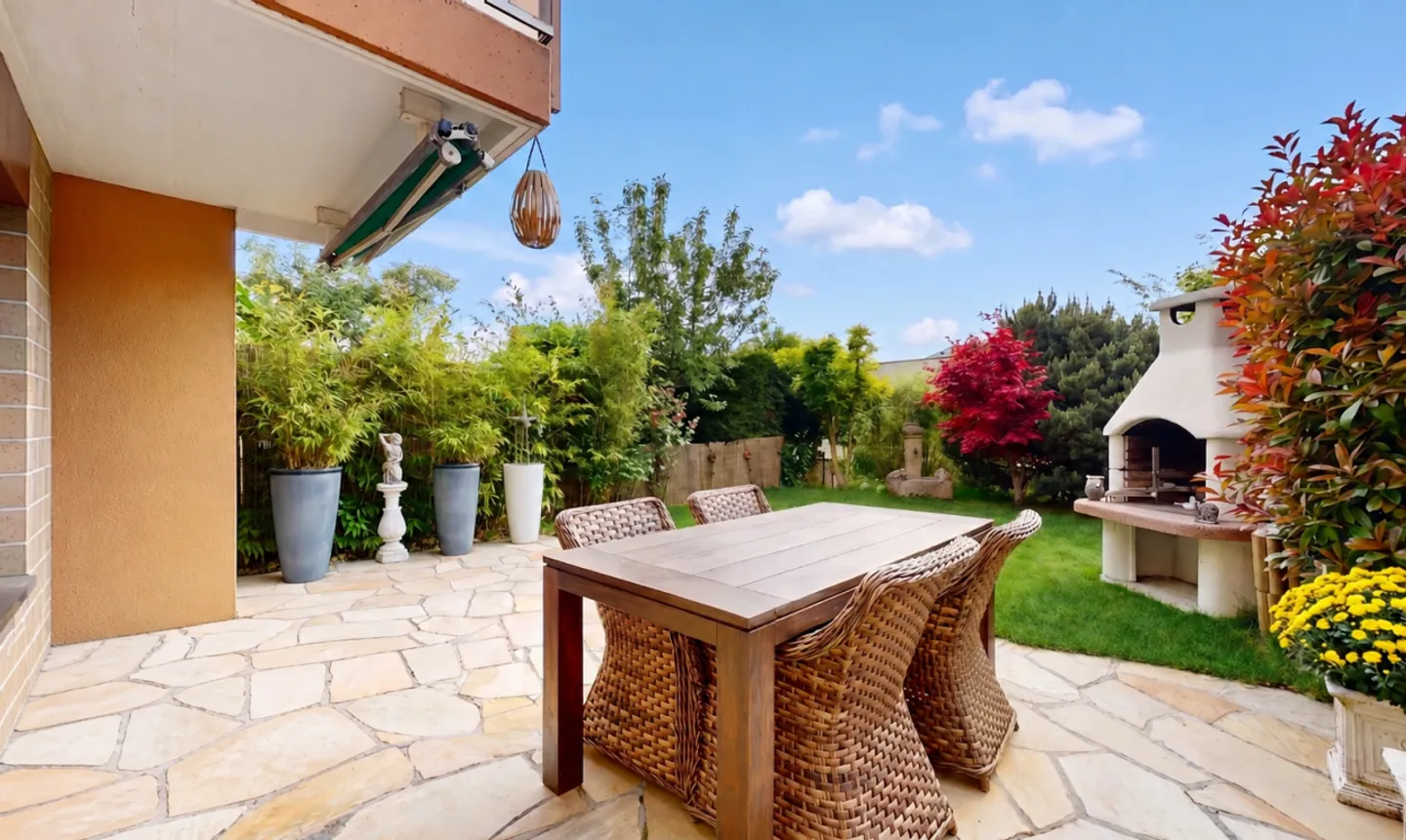 Villa with garden in Rochettes - Photo 3 of 11