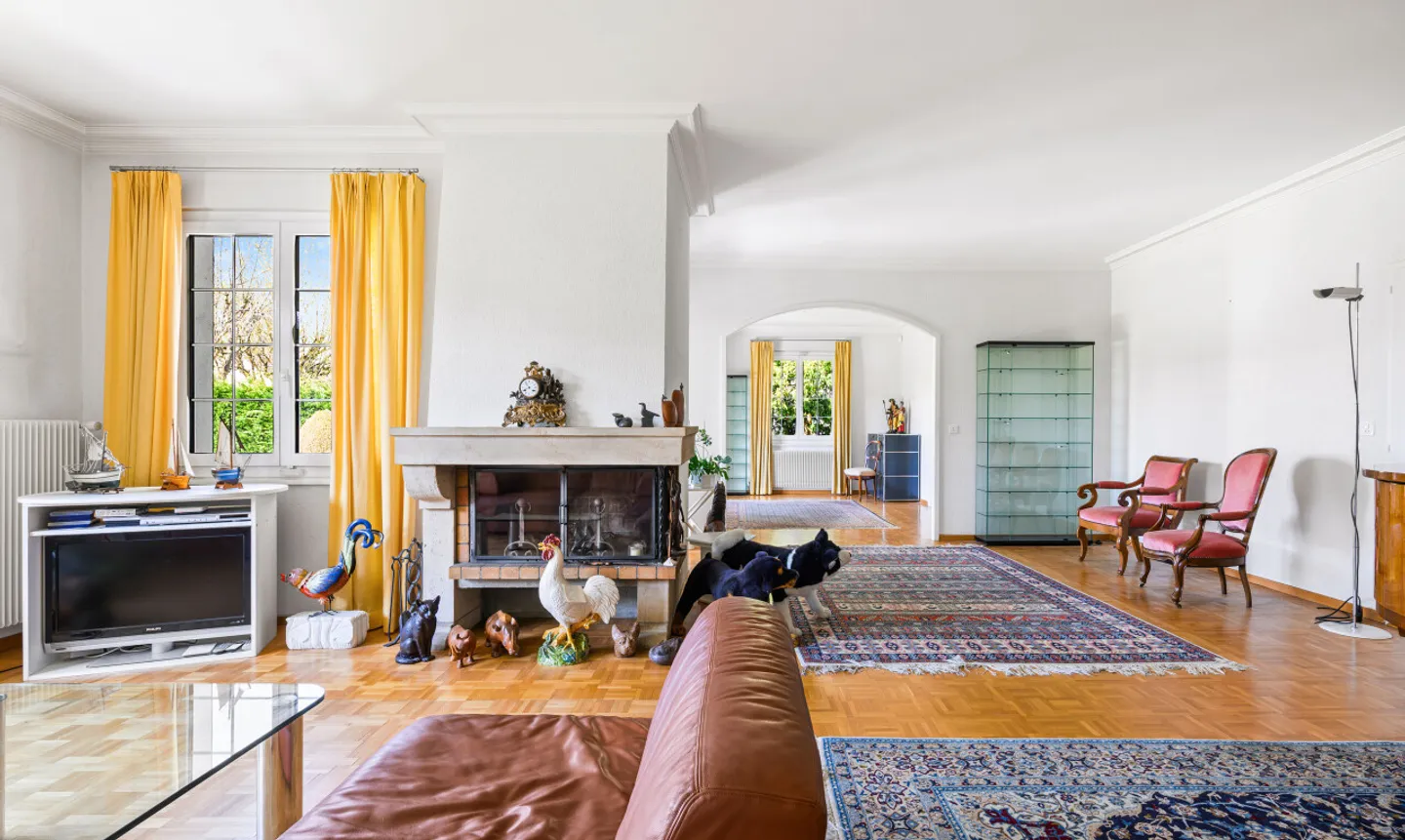 Charming Family Villa - Photo 4 of 11