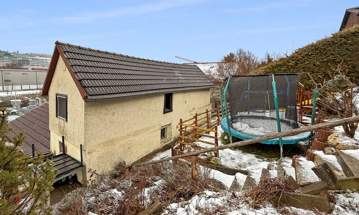 Villa individuelle avec stockage et atelier - Foto 1 von 11