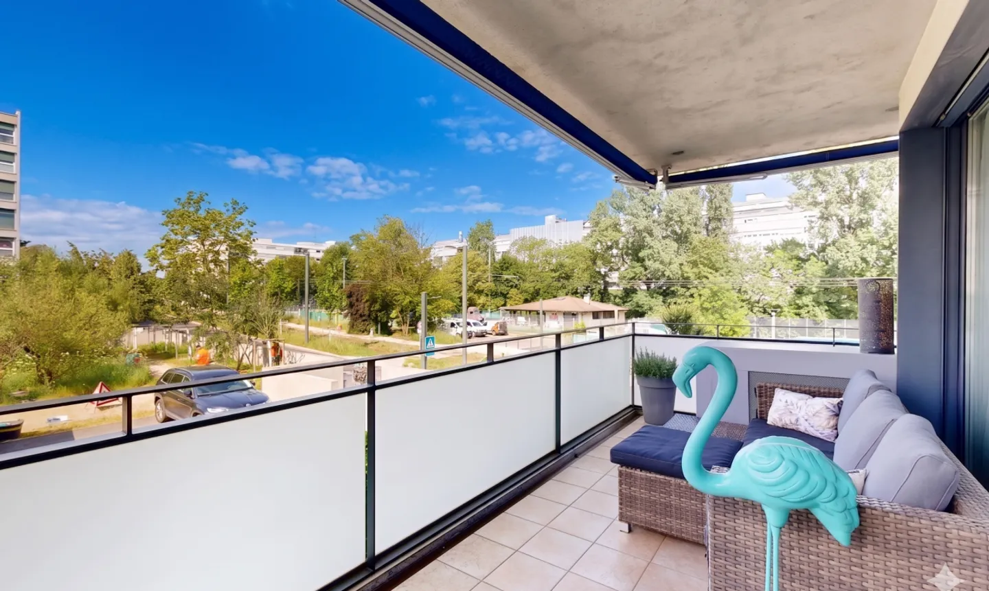 5 rooms ideally located in the heart of Grand-Lancy - Photo 5 of 11