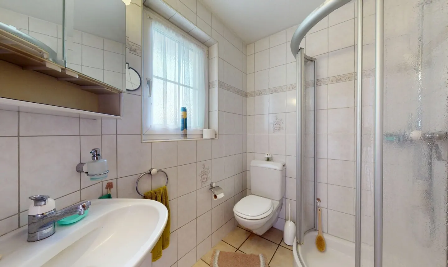 Maison idyllique de 5 pièces avec paradis de jardin près de la Dünnern - Photo 9 sur 11