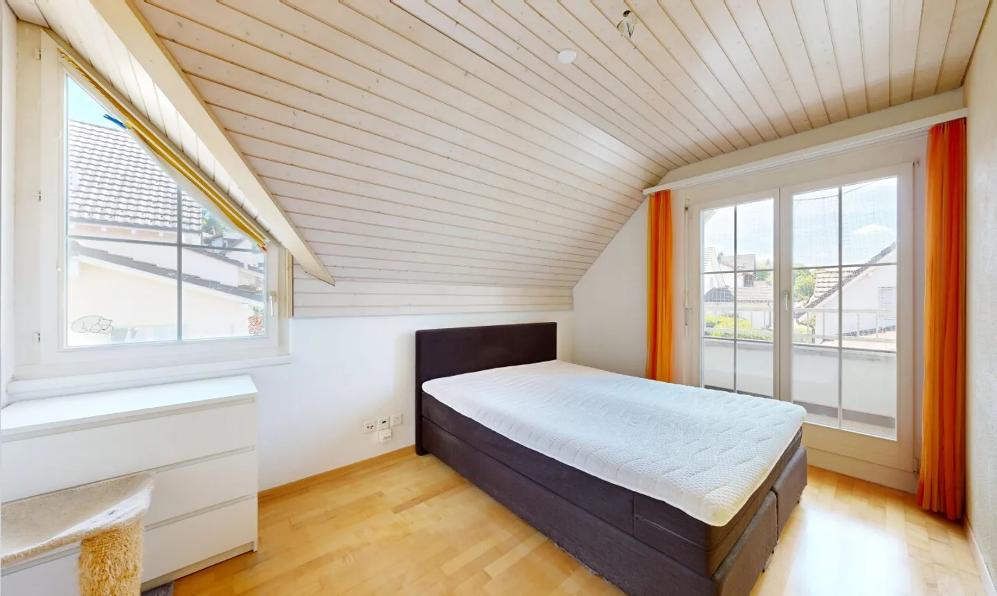 Wohnen mit Lebensqualität - 6.5-Zimmer-Einfamilienhaus in Sirnach - Photo 7 sur 11