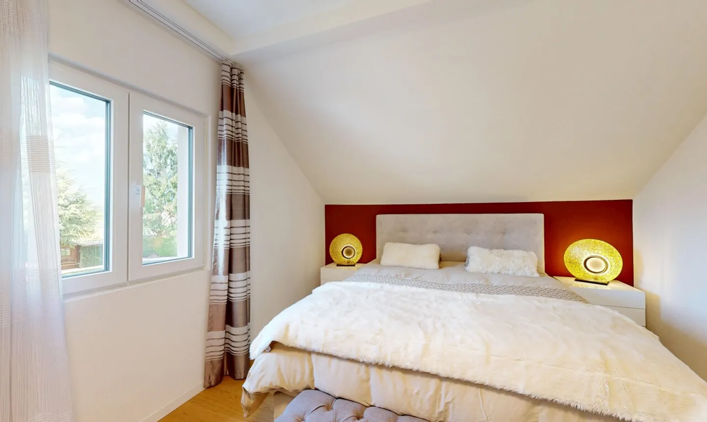 Renovated detached house with swimming pool and landscaped garden in Collombey - Photo 7 of 11