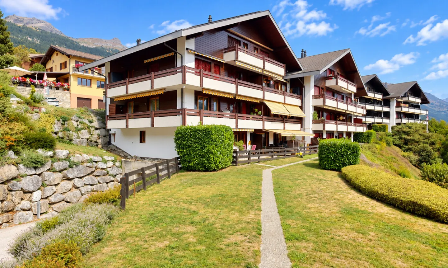 Magnifico appartamento di 3,5 stanze al piano giardino alle porte di Crans-Montana - Foto 2 di 11