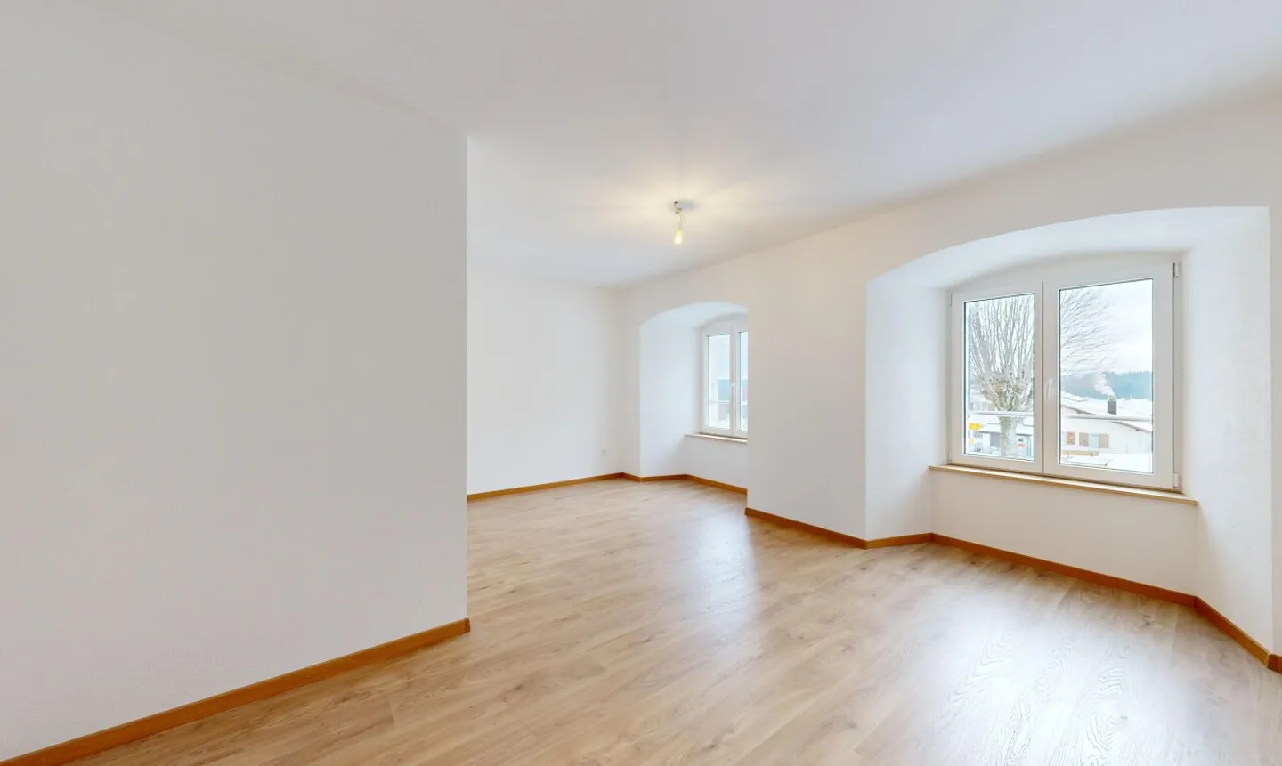 Charmante Wohnung in historischem Gebäude - Foto 9 von 13