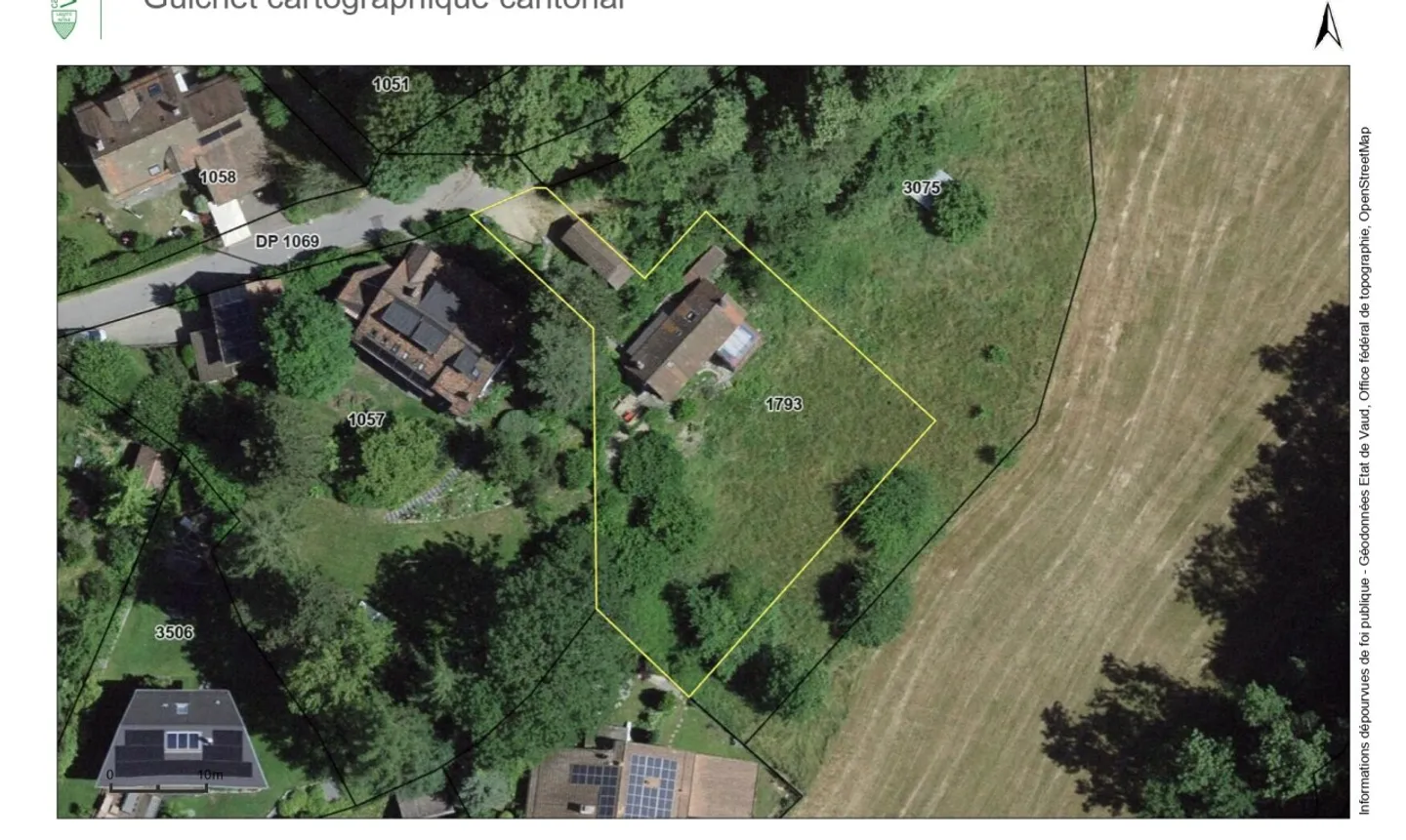 BAUBARES GRUNDSTÜCK MIT PROJEKT FÜR 2 WOHNUNGEN + GRÜNFLÄCHE - Foto 2 von 11