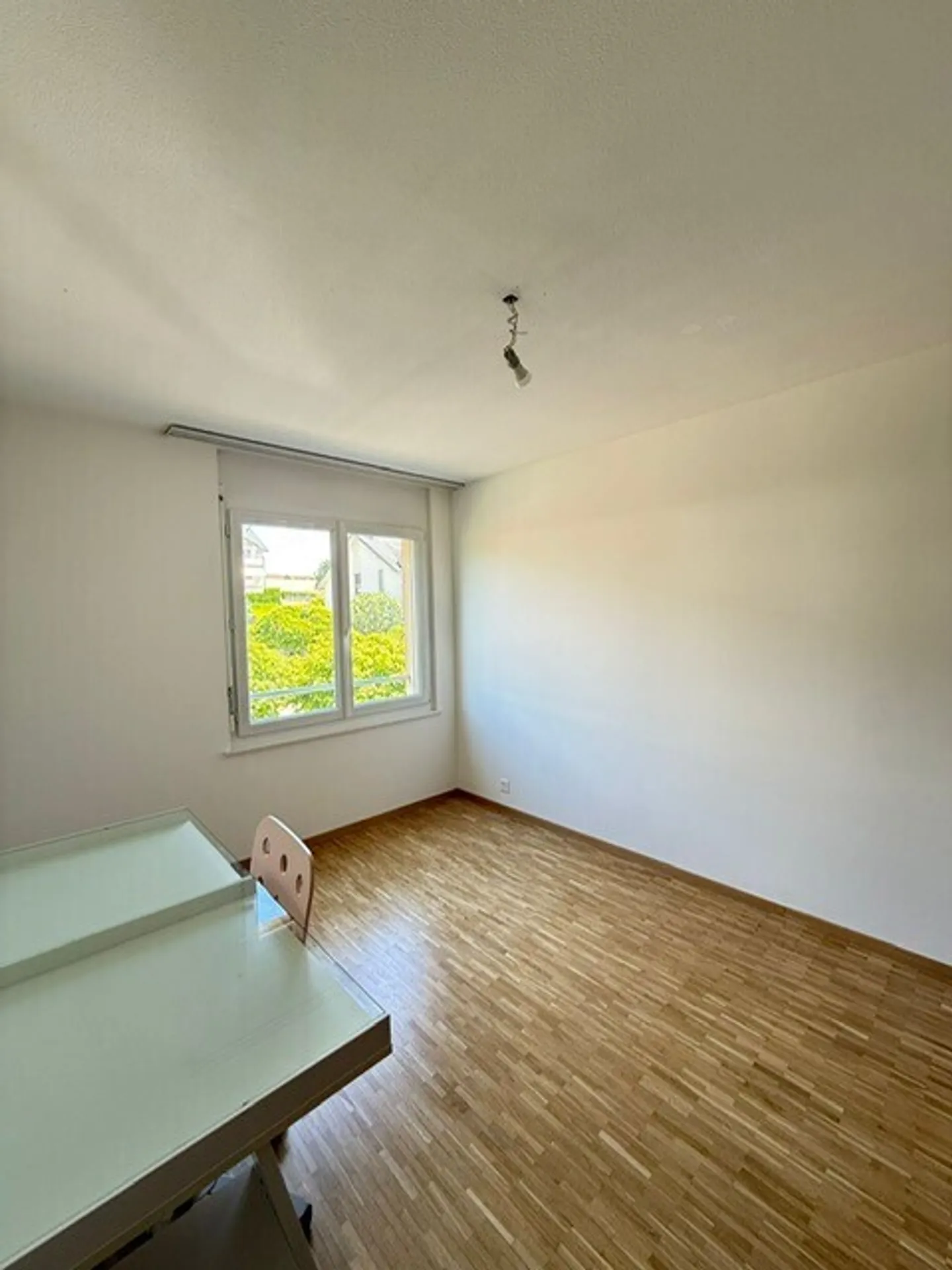 Geräumige, helle Wohnung mit atemberaubendem Seeblick! - Foto 10 von 13