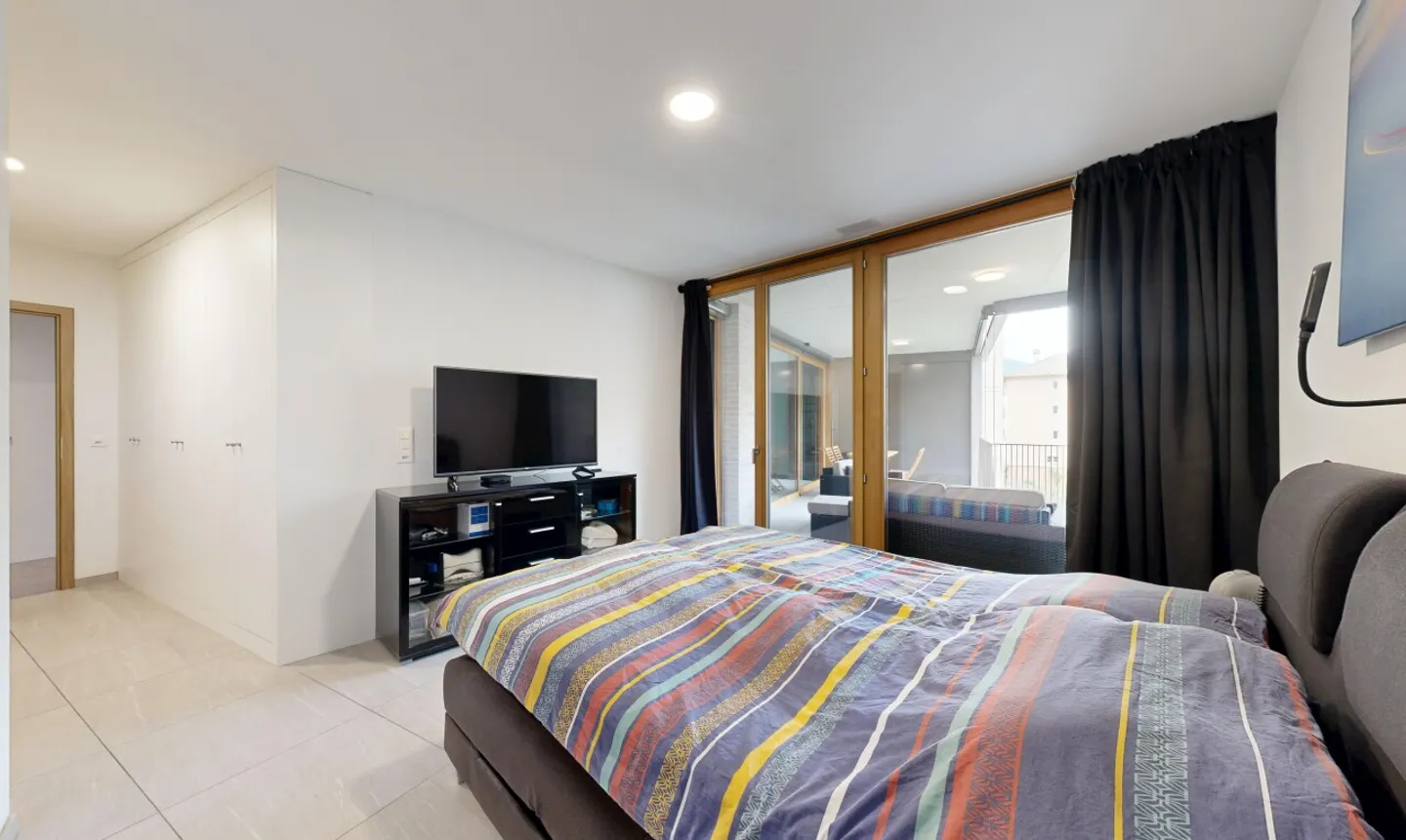 Magnificent 5.5-room apartment of 153 m² – comfort and efficiency - Photo 9 of 11