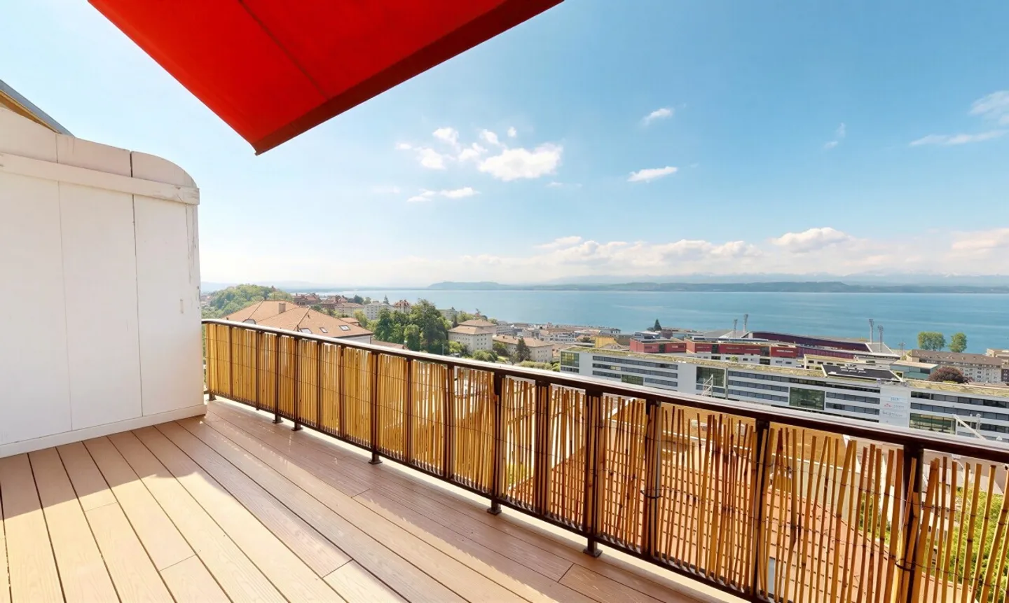 Edificio redditizio con vista lago a Neuchâtel - Completamente affittato - Foto 2 di 11