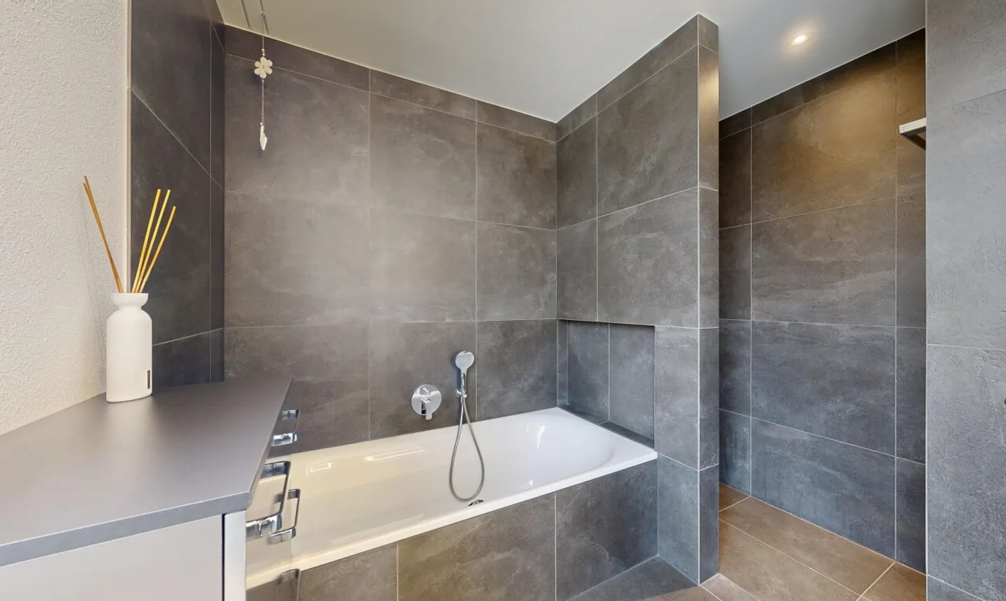 Hochwertige 4.5-Zimmerwohnung mit Wintergarten - Photo 10 sur 11