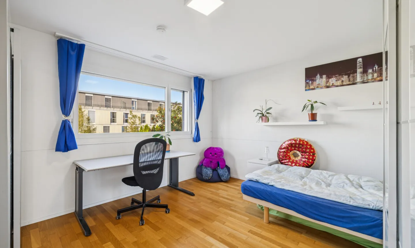 Maison individuelle élégante avec jardin et terrasse sur le toit - Photo 7 sur 11