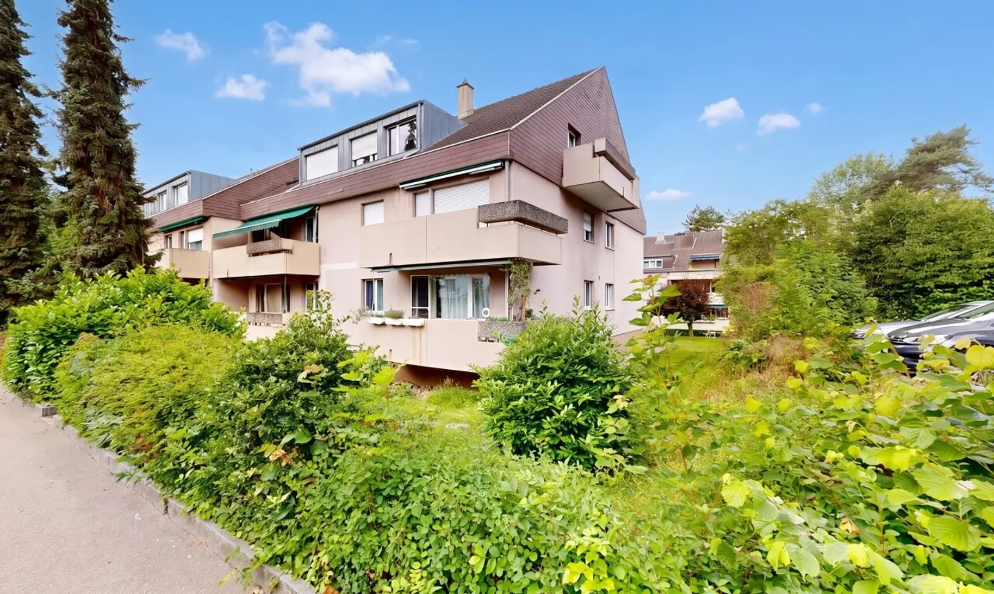Appartement lumineux et bien entretenu de 2,5 pièces dans un emplacement attrayant à Arlesheim - Photo 1 sur 11