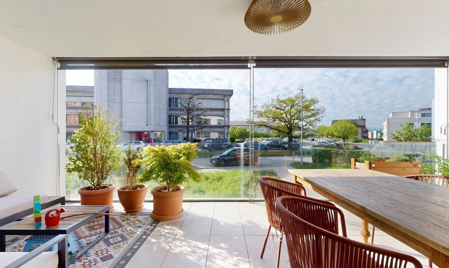 Like-new 4.5-room apartment with high-quality finish - Photo 5 of 11